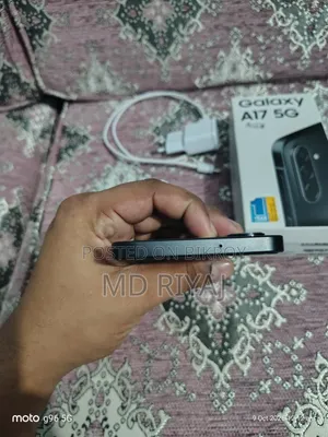 নতুন স্যামসাং গ্যালাক্সি এ১৭ ৫জি ১২৮ জিবি কালো