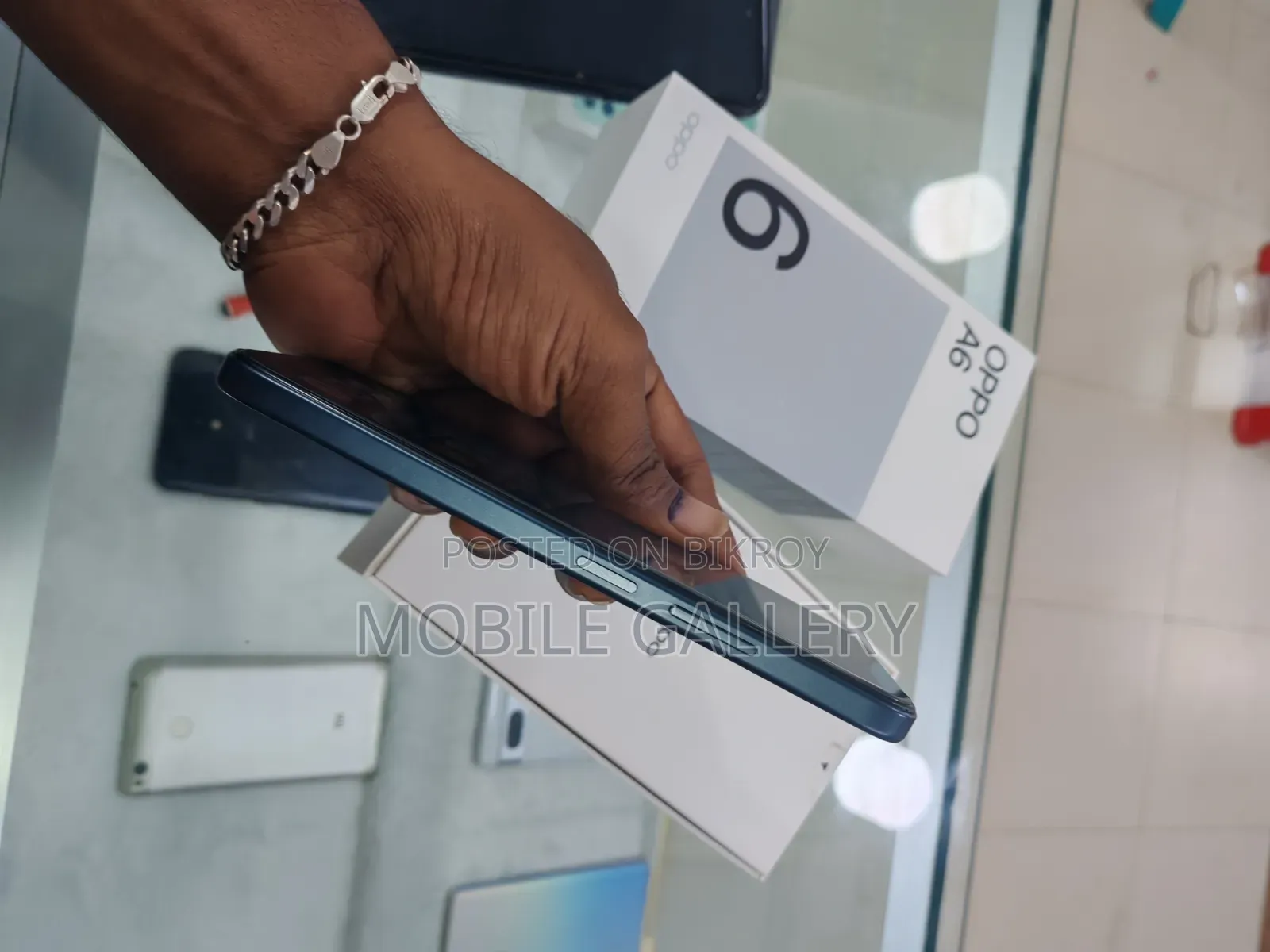 New Oppo A6 128 GB Blue