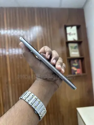 হনার ৪০০ প্রো ৫১২ জিবি সিলভার