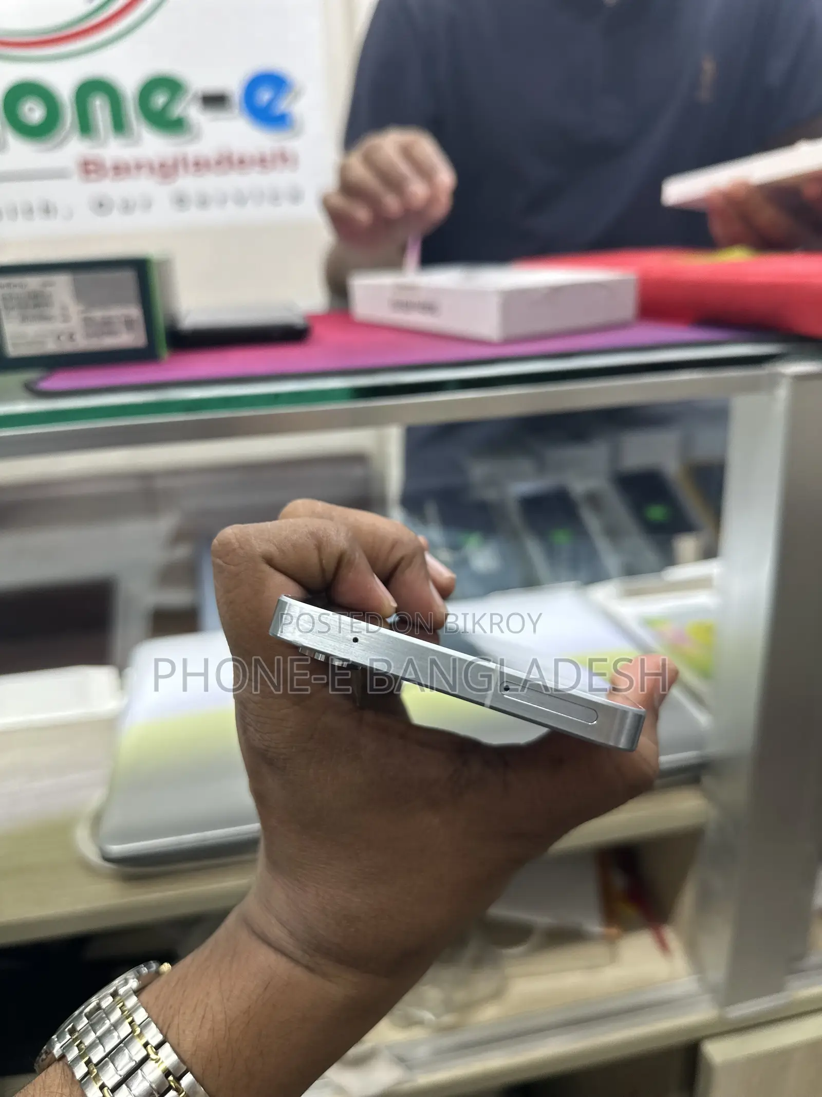 স্যামসাং গ্যালাক্সি এ৫৫ ২৫৬ জিবি সাদা