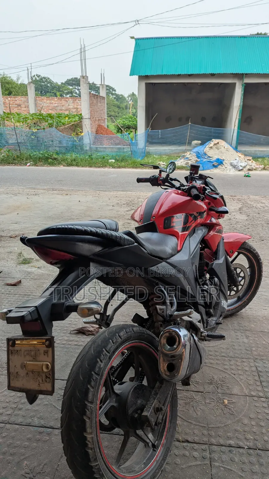 সুজুকি জিক্সার ২০১৭ রেড