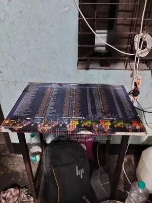 টেবিল বিক্রির জন্য