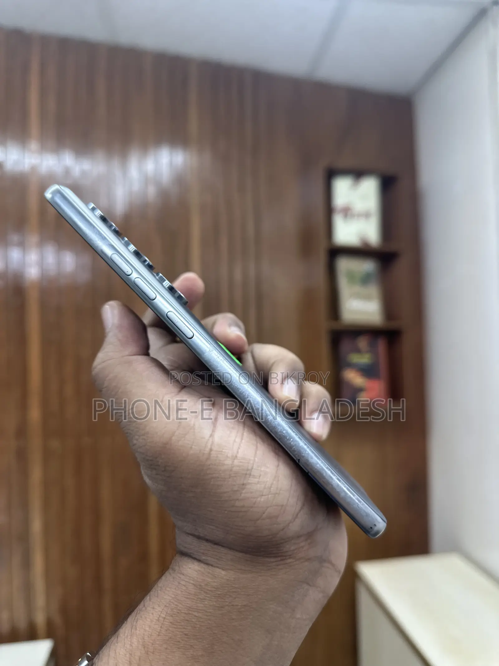 Tecno Camon 40 256 GB Silver