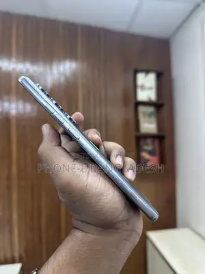 Tecno Camon 40 256 GB Silver