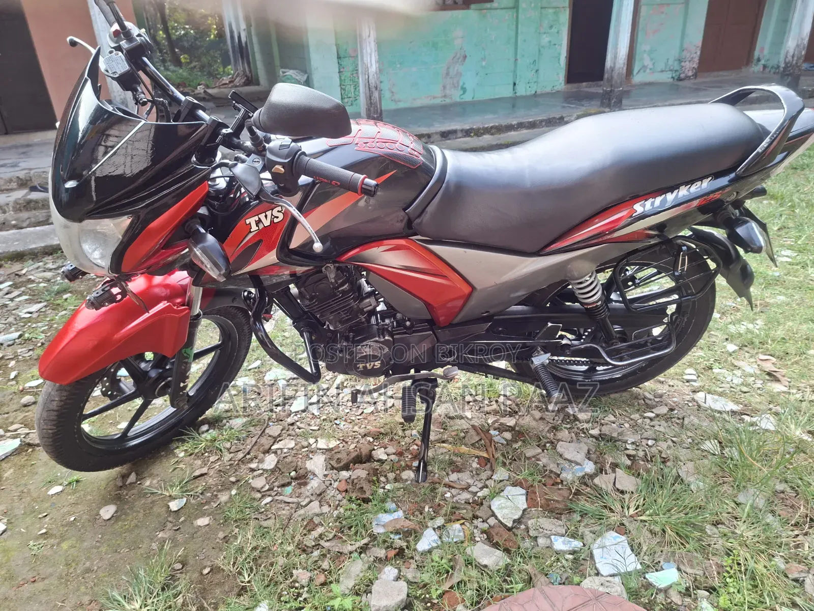 টিভিএস স্ট্রাইকার ১২৫ ২০১৭ লাল