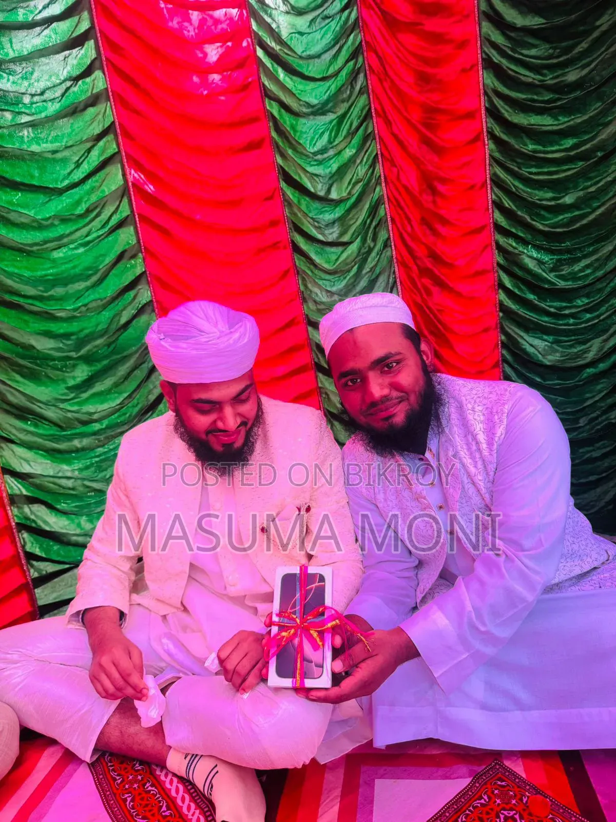 অ্যাপল আইফোন ১৬ প্রো ১২৮ জিবি হোয়াইট