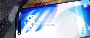 অ্যাপল আইফোন ১৬ প্রো ১২৮ জিবি হোয়াইট