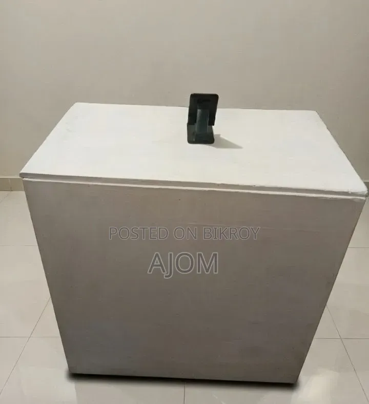 টেবিল বিক্রি