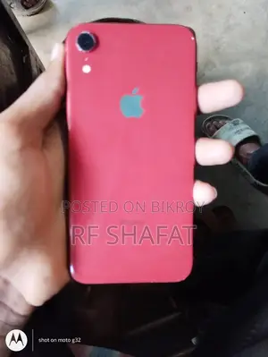 Apple iPhone XR 128 GB Red