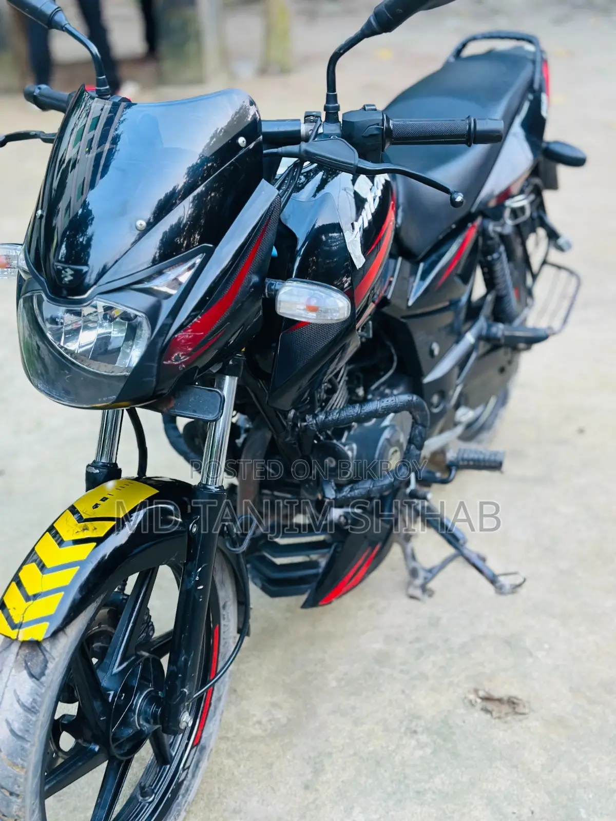 বাজাজ পালসার ১৫০ ২০২০ ব্ল্যাক