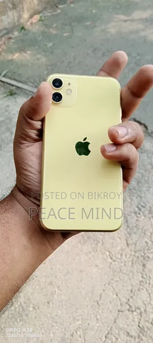 Apple iPhone 11 64 GB Yellow