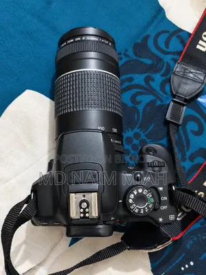 Canon 700D