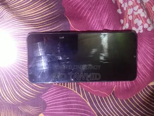 রিয়েলমি সি১১ ৩২ জিবি কালো