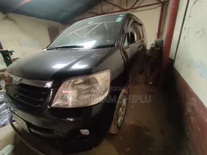 Toyota Noah 2.0 Front Wheel Drive 8 Seater 2003 Black