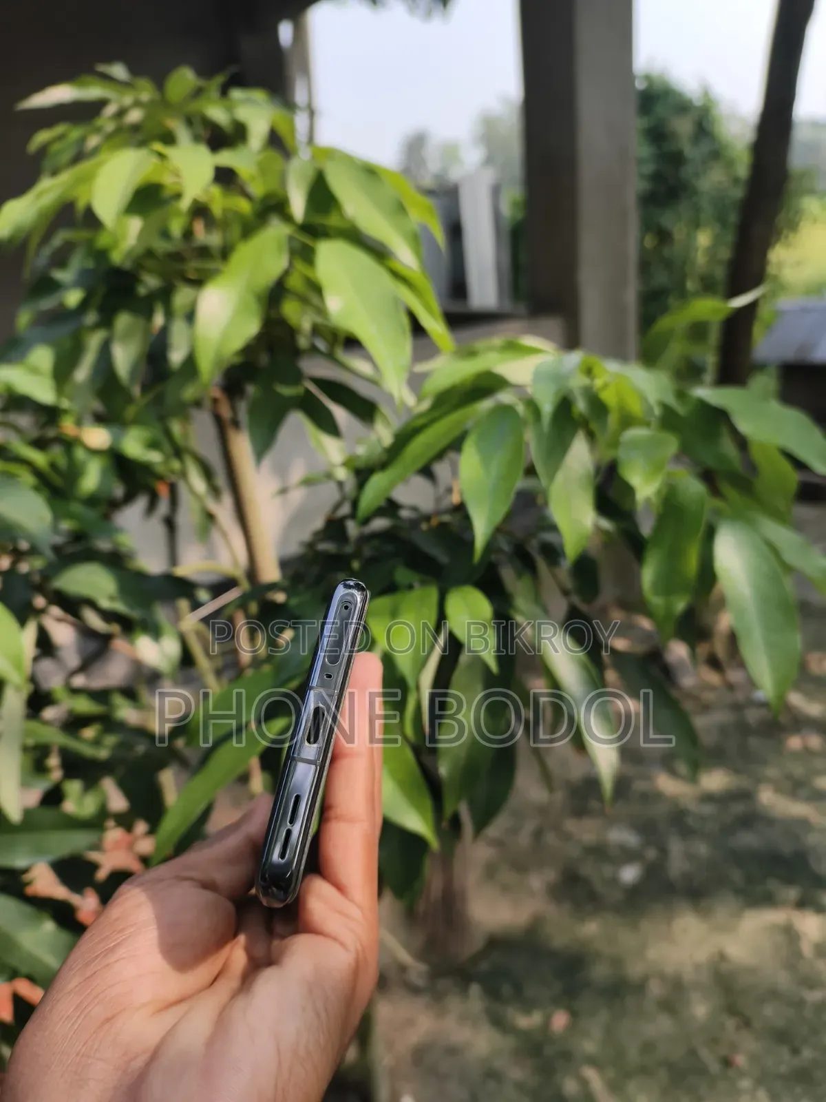 ওয়ানপ্লাস ১২ ২৫৬ জিবি ব্ল্যাক