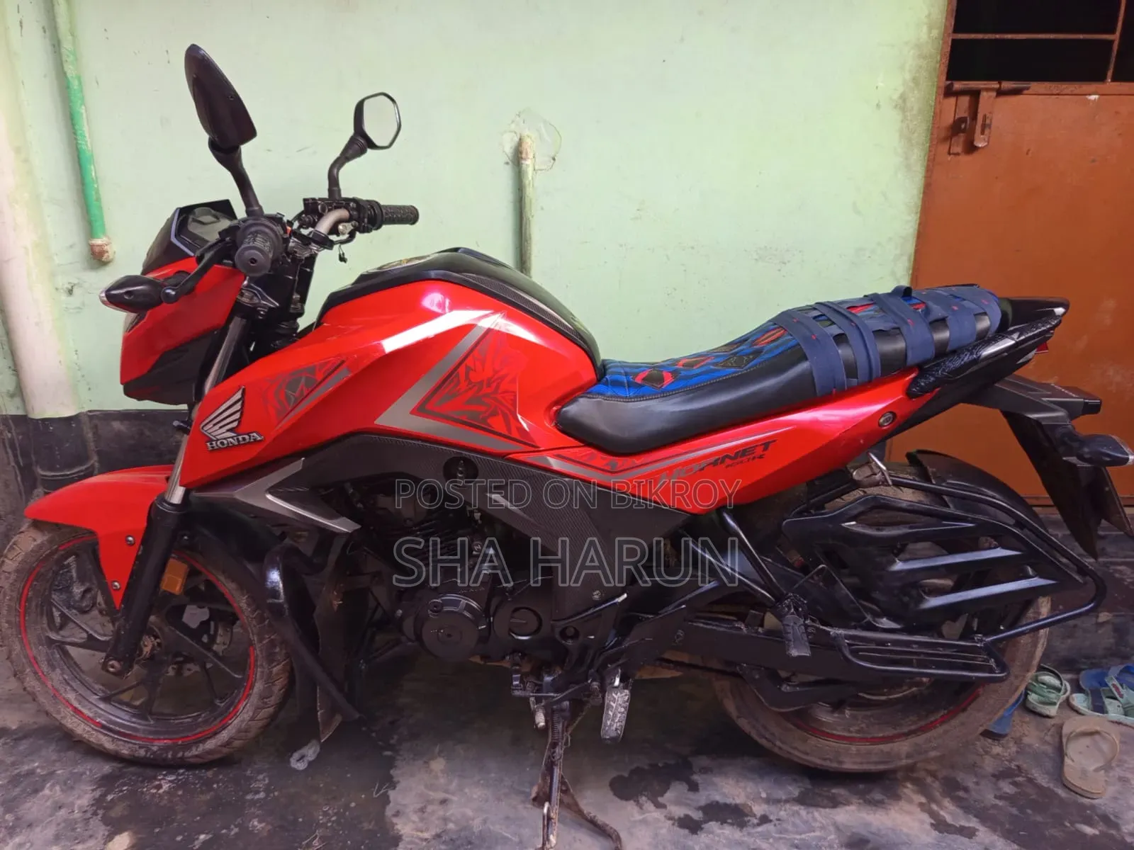 Honda Hornet 2017 Red
