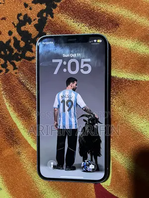 অ্যাপল আইফোন ১২ ৬৪ জিবি