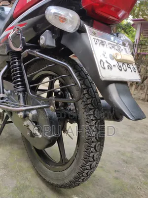 টিভিএস মেট্রো ২০২২ কালো