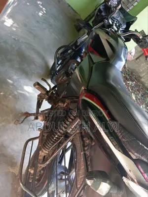 Bajaj Discover 125 2020 Black