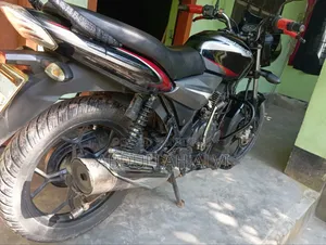 Bajaj Discover 125 2020 Black