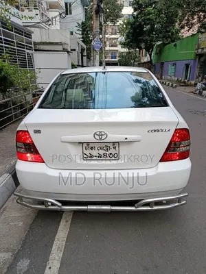 Toyota Corolla Sedan 2003 White