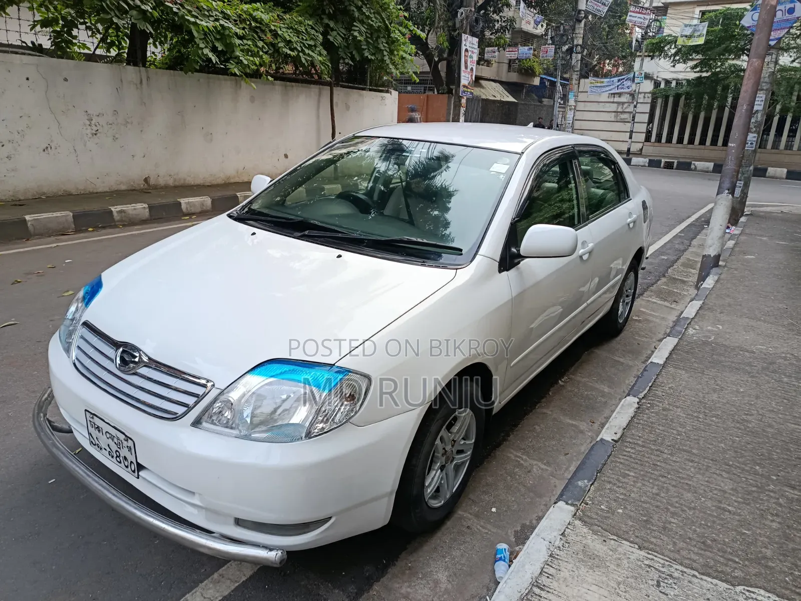 Toyota Corolla Sedan 2003 White