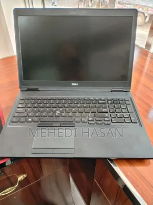 Laptop Dell Latitude 5580 4GB Intel Core i5 SSD 256GB