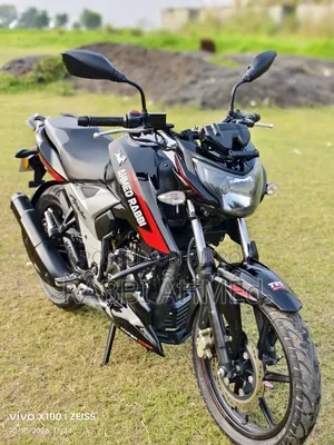 টিভিএস আপাচে আরটিআর ১৬০ ৪ভি ২০২১ ব্ল্যাক