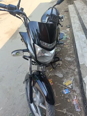 বাজাজ প্লাটিনা ১০০ ২০২১ কালো