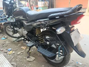 বাজাজ প্লাটিনা ১০০ ২০২১ কালো