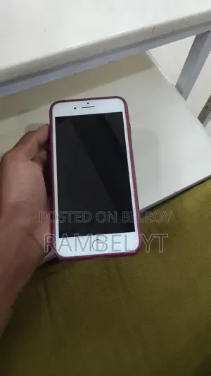 অ্যাপল আইফোন ৭ প্লাস ১২৮ জিবি হোয়াইট
