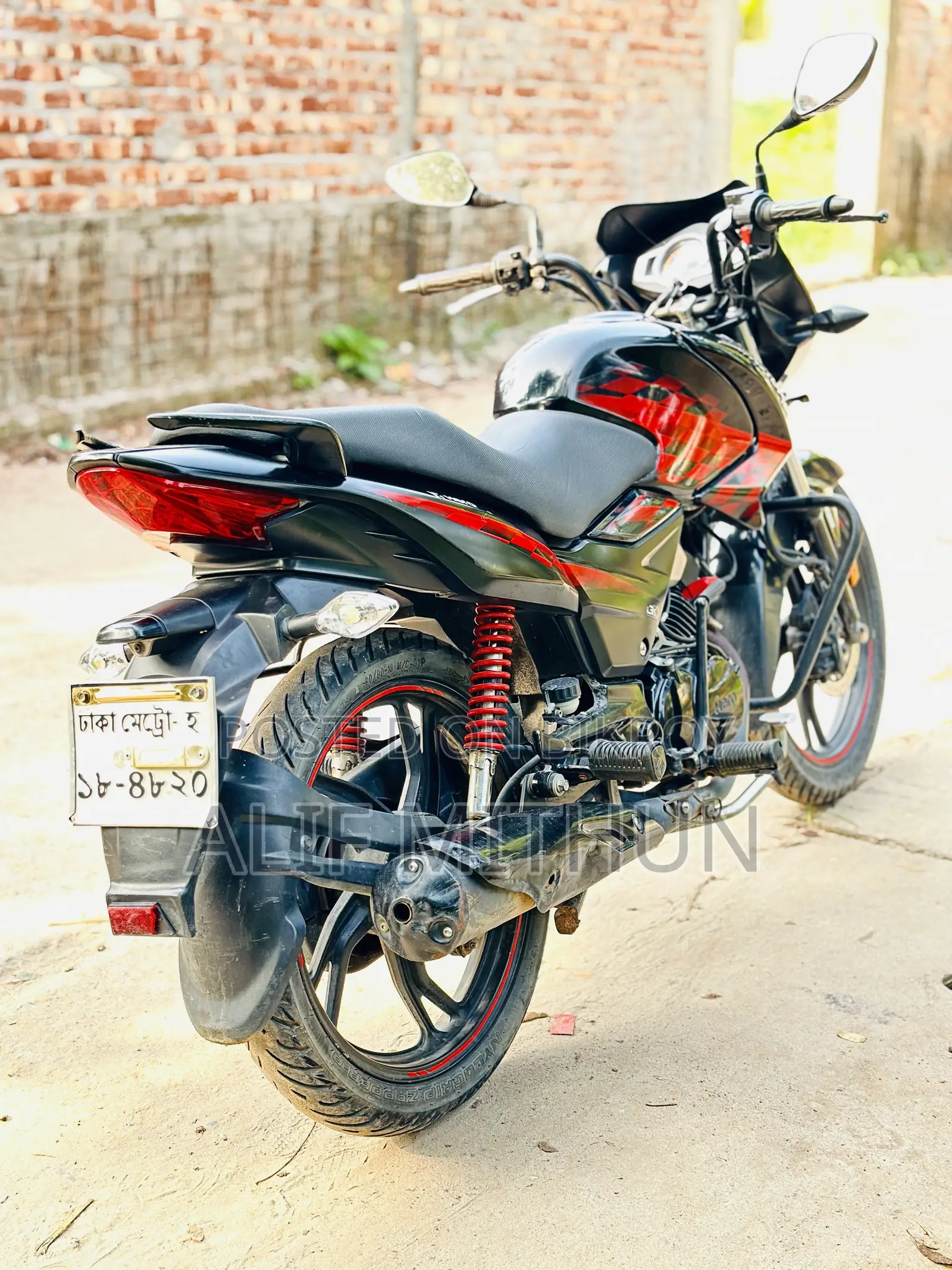 হিরো ইগনিটর ২০২২ ব্ল্যাক