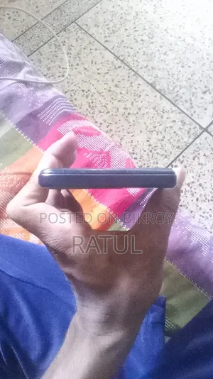 Itel 4 Gigabytes Black