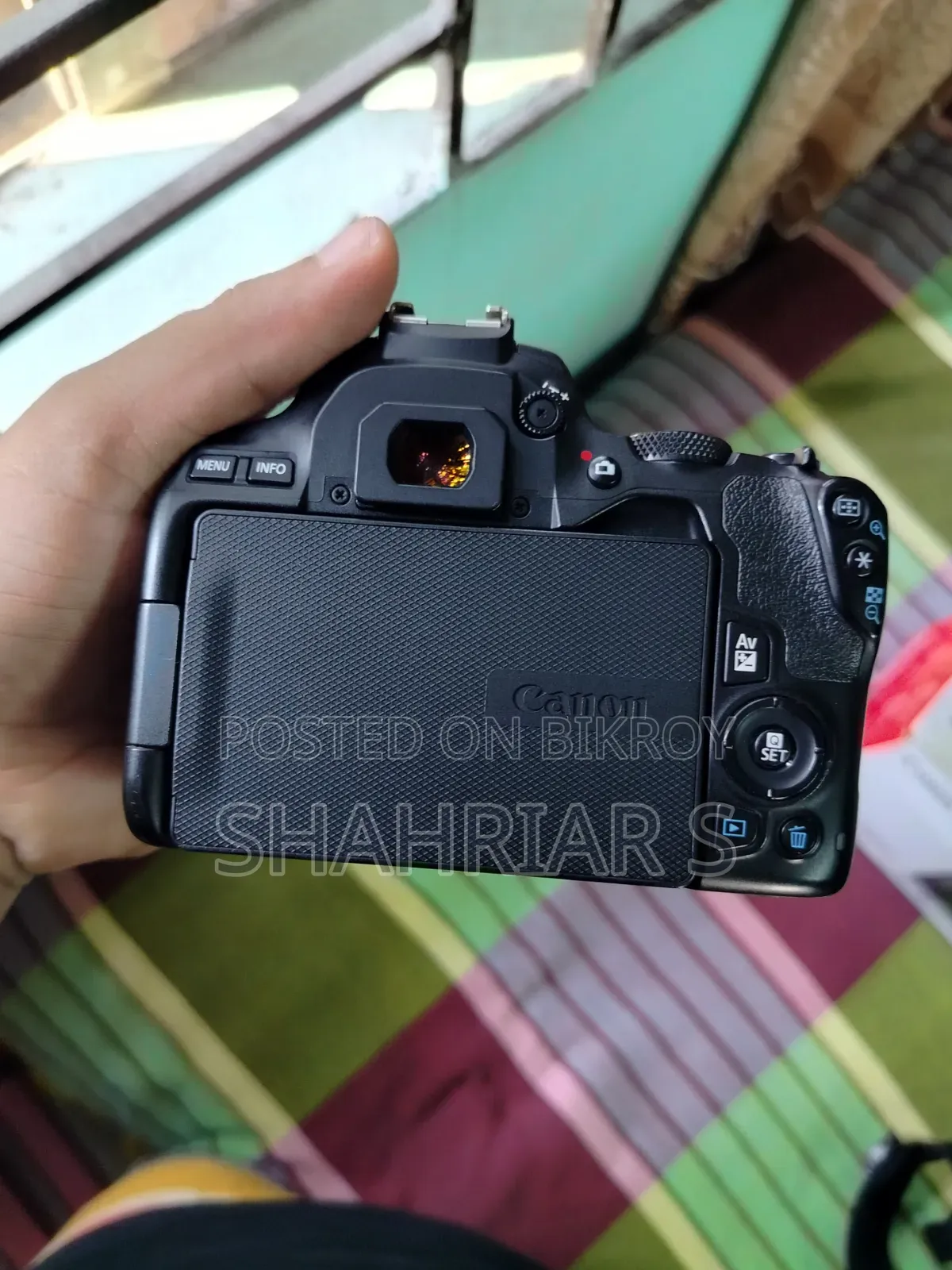 Canon EOS 250d + 50mm 1.4 Lens