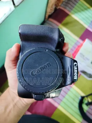 Canon EOS 250d + 50mm 1.4 Lens