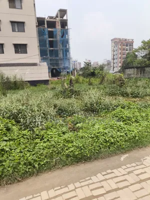 ৭৫ ফিট রোড ১০ কাঠা প্লট সেল ইন সেক্টর: ২৬, পূর্বাচল