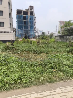 ৭৫ ফিট রোড ১০ কাঠা প্লট সেল ইন সেক্টর: ২৬, পূর্বাচল