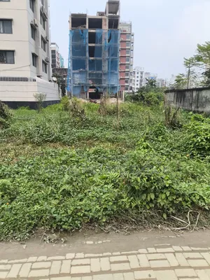 ৭৫ ফিট রোড ১০ কাঠা প্লট সেল ইন সেক্টর: ২৬, পূর্বাচল