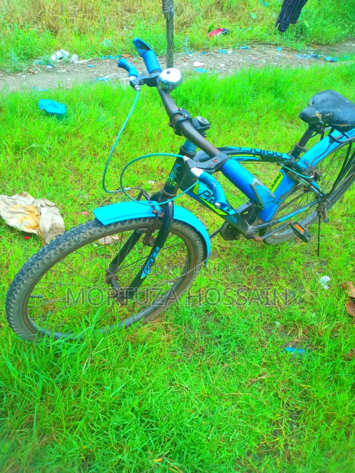 সাইকেল টি বিক্রি করে হবে।