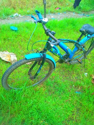 সাইকেল টি বিক্রি করে হবে।