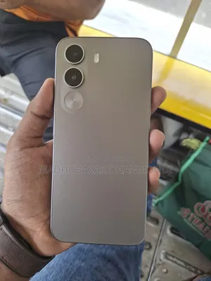 নতুন রিয়েলমি সি১০০আই ১২৮ জিবি গ্রে