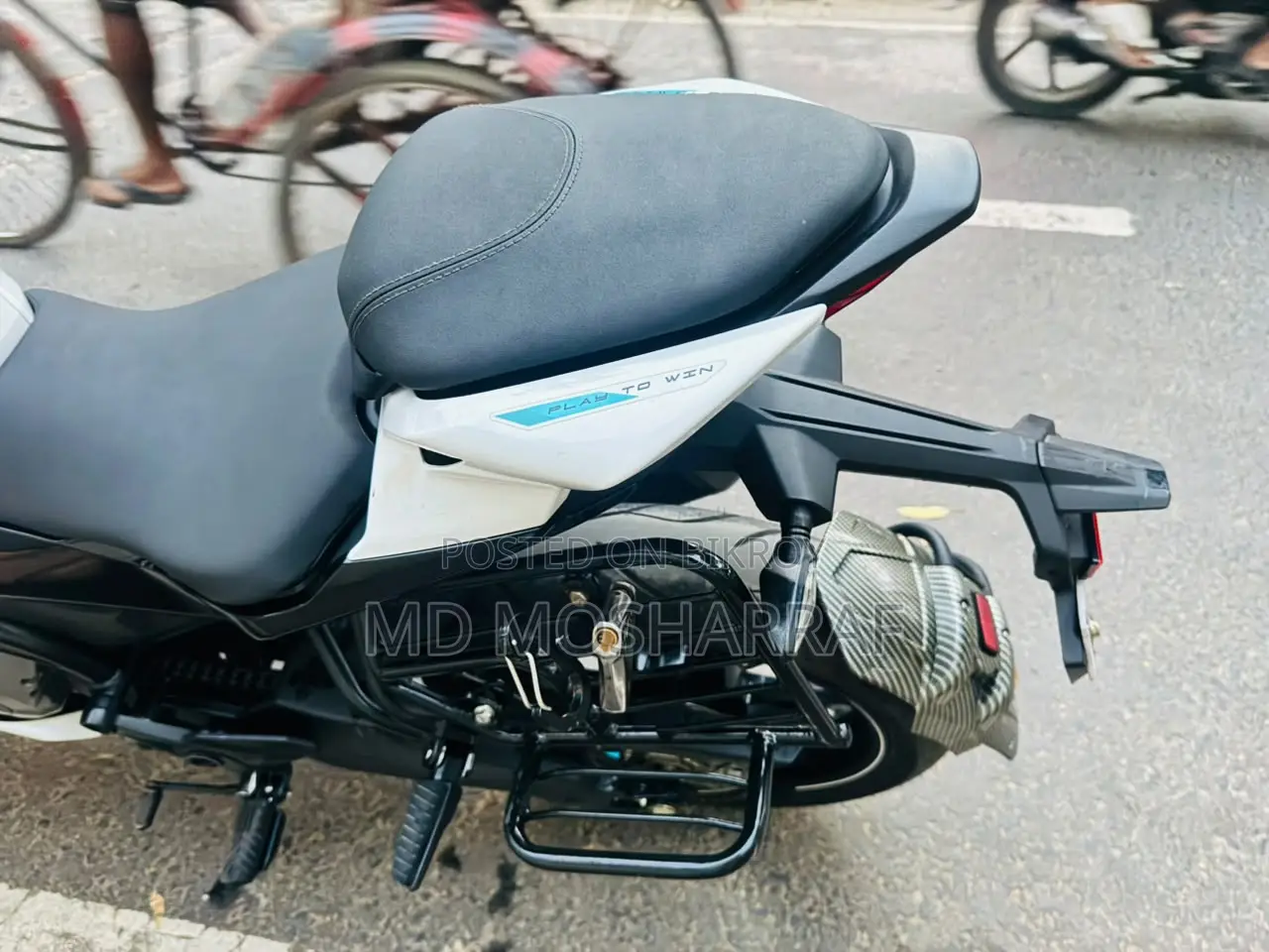 CFMoto 300SR 2025 White