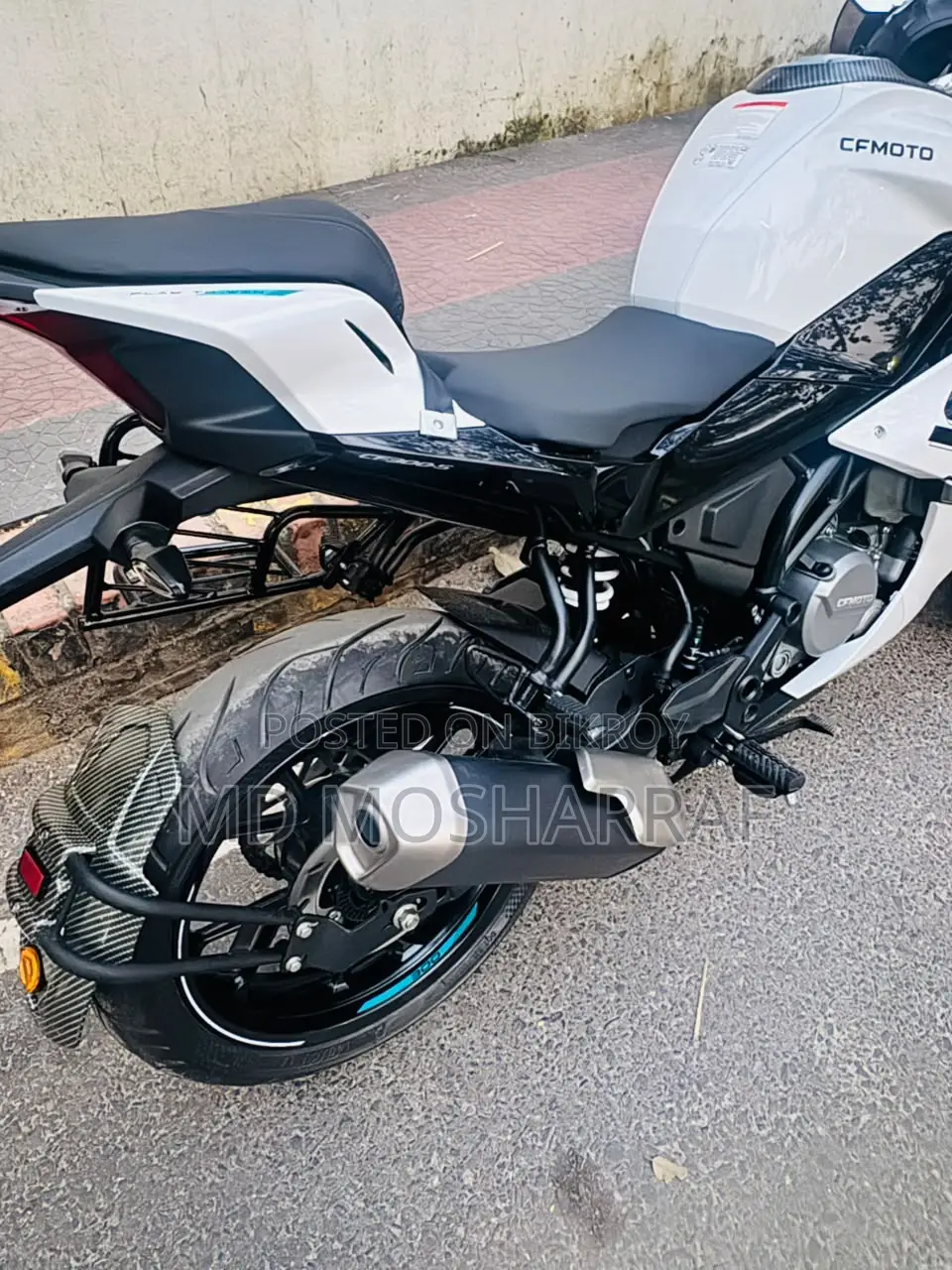 CFMoto 300SR 2025 White