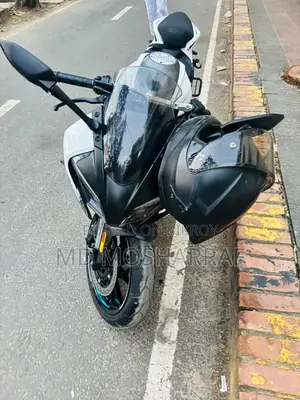 CFMoto 300SR 2025 White