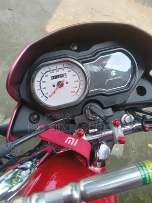 Bajaj Platina 100 2026 Red