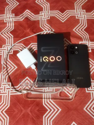 iQOO 256 GB