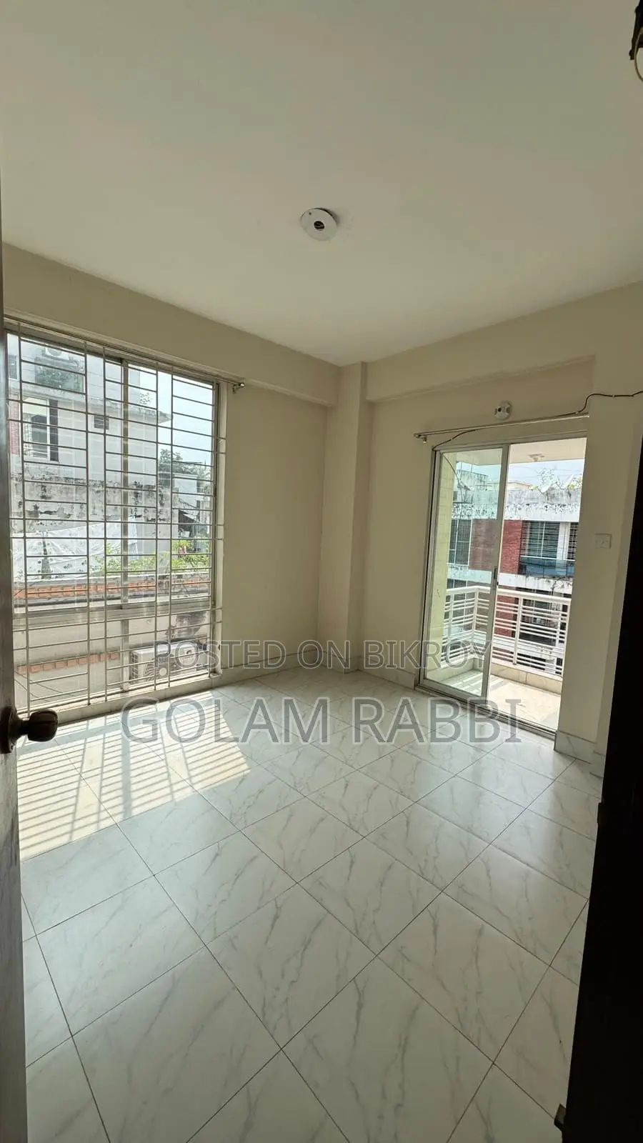 Furnished 3-bedroom Apartment in Bashundhara for sale
