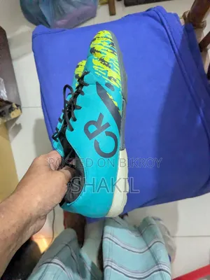 ফুটবল টার্ফ