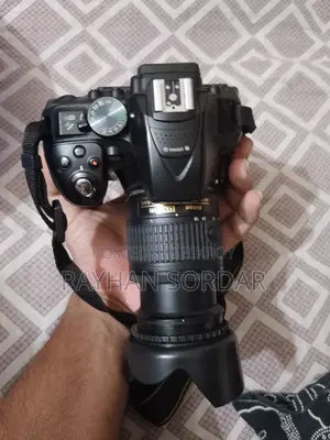 Nikon D5300 DSLR Camera