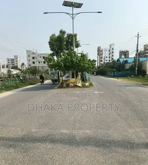 সেক্টর-১৭/এইচ এ ৬০/৬০ ফুট কর্নার ৩ কাঠা পার্ক ভিউ জমি।